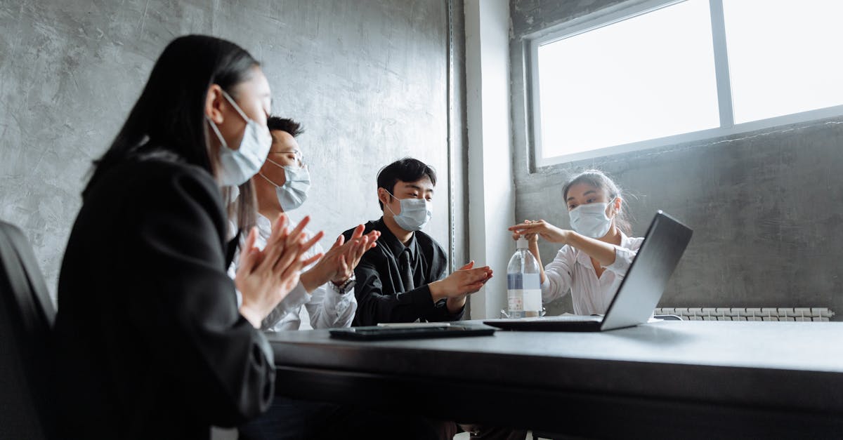 菠萝云实名账号:美剧网app详情下载教程