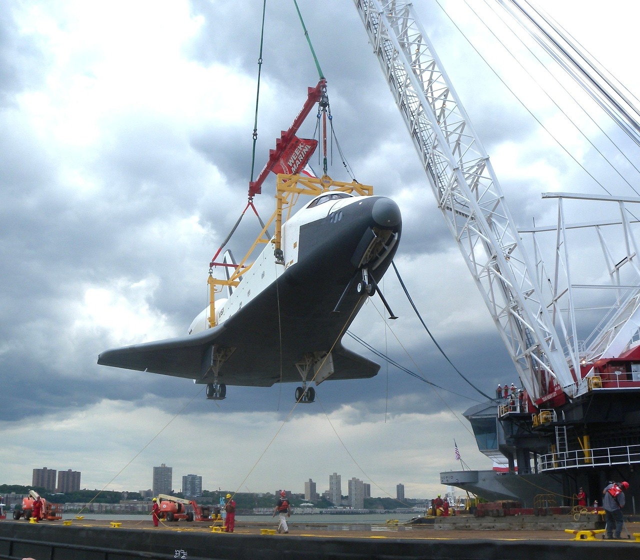 出各种微信号:实名认证,提高互联网社交平台投资价值